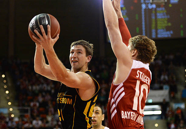 增添了一份 增添了一份