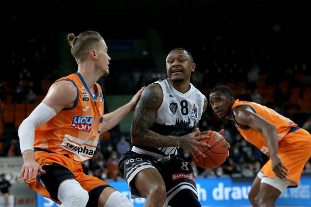 个人突破和 个人突破和